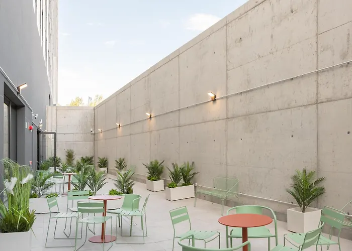 Stephouse Tarradellas Apartmanhotel Girona