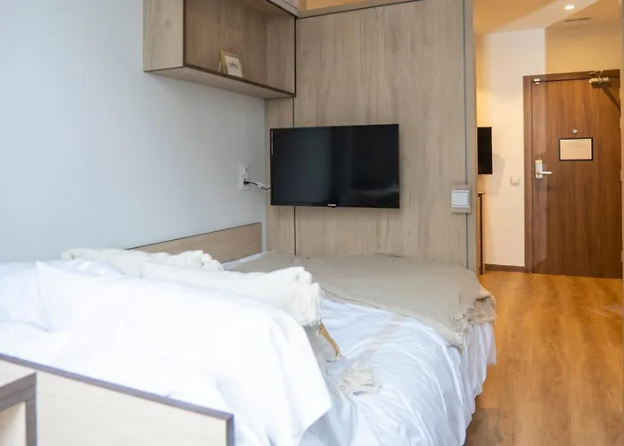 Stephouse Tarradellas 3* Girona