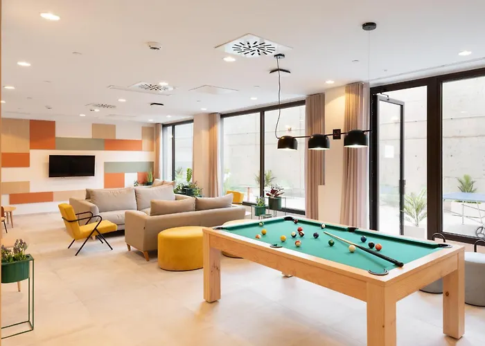 Апарт-готель Stephouse Tarradellas